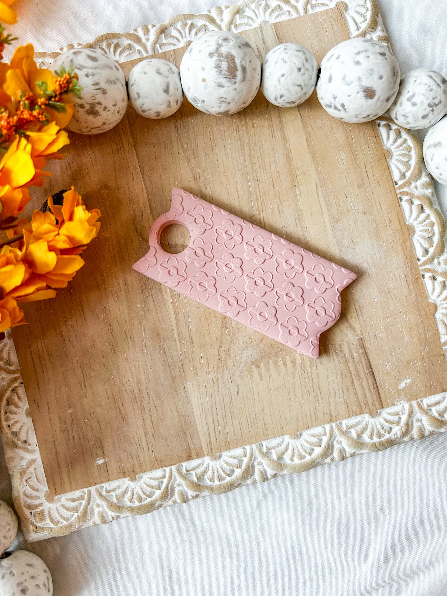 Textured Checkered Flower Stanley Topper