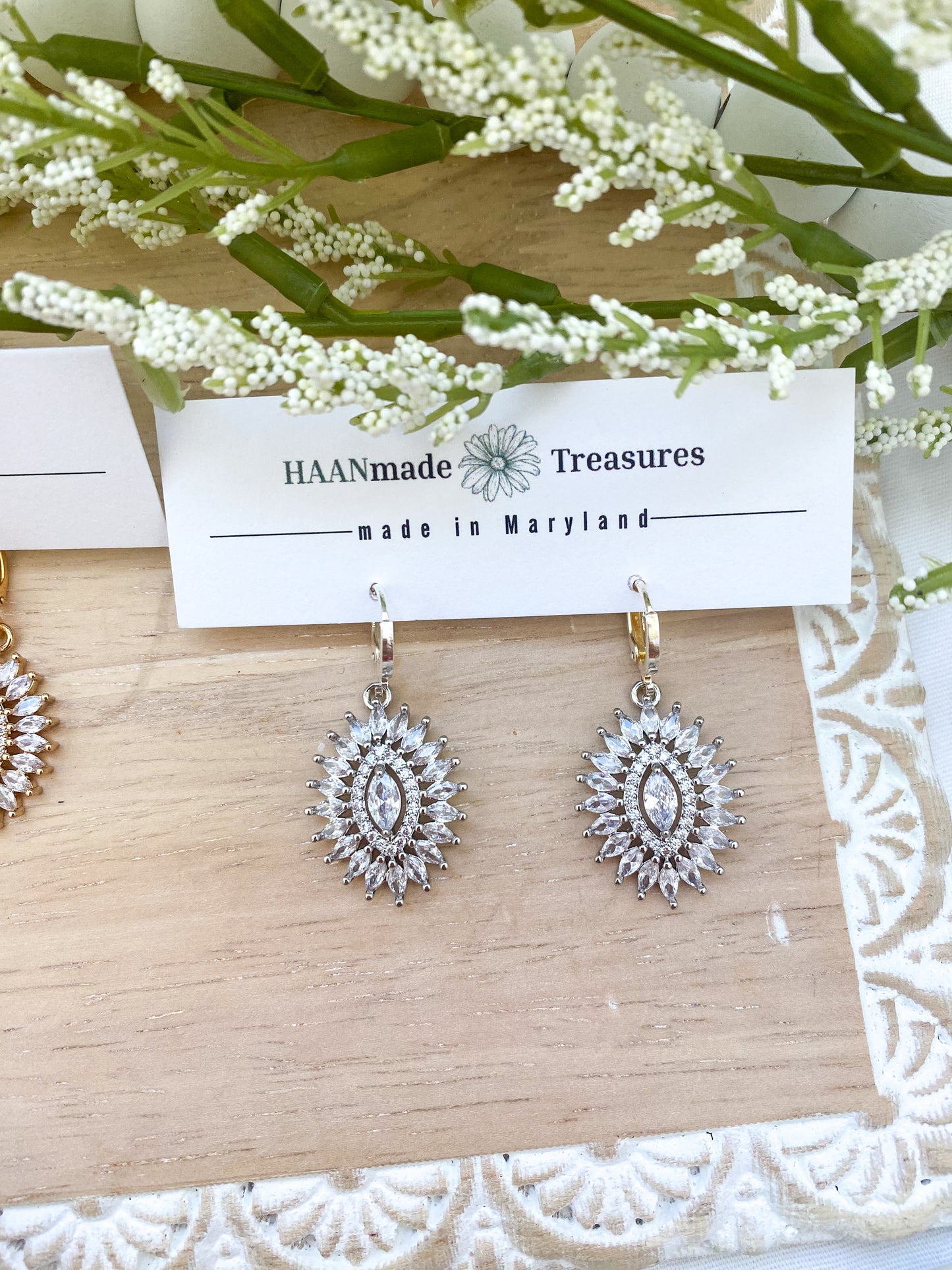 Diamond Burst Oval Small Dangles