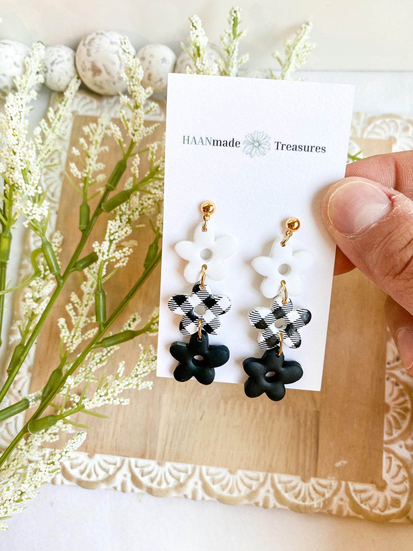 Black & White Checkered Flowers