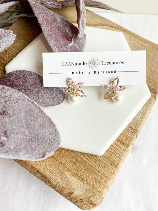 Diamond Pearl Statement Studs
