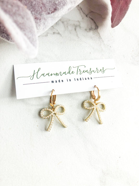 Pearl Bow Small Dangles