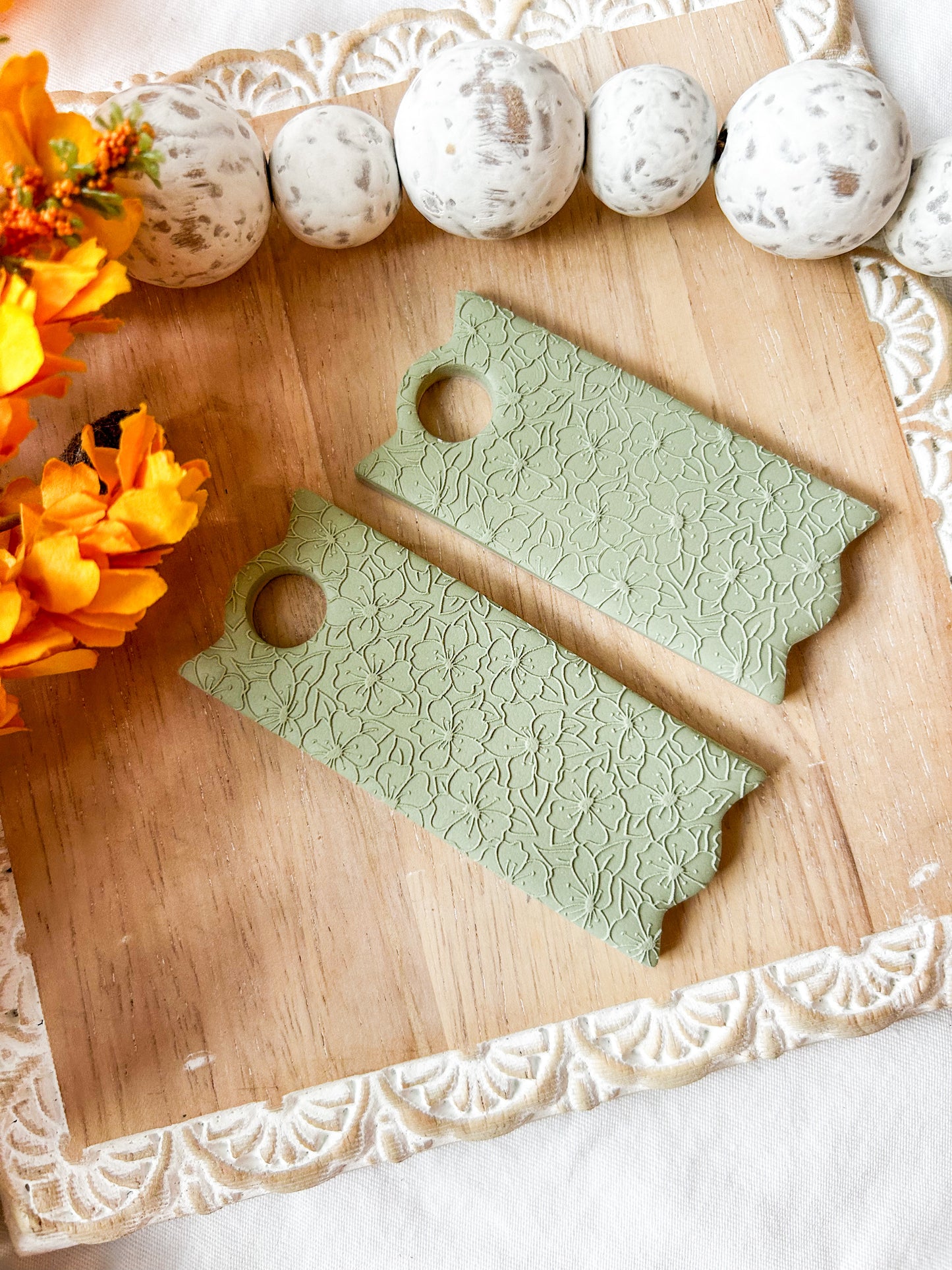 Textured Floral Stanley Topper