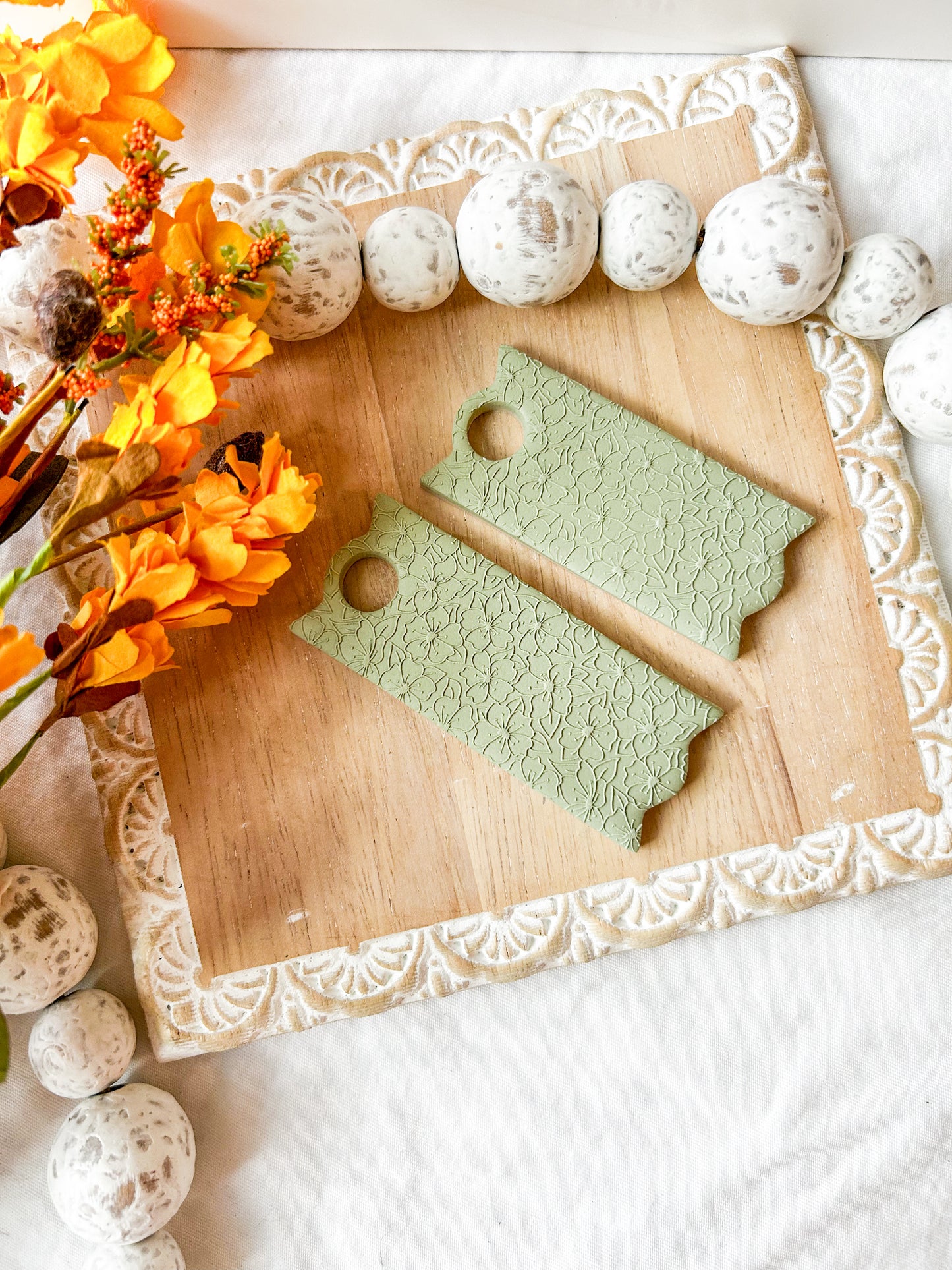 Textured Floral Stanley Topper