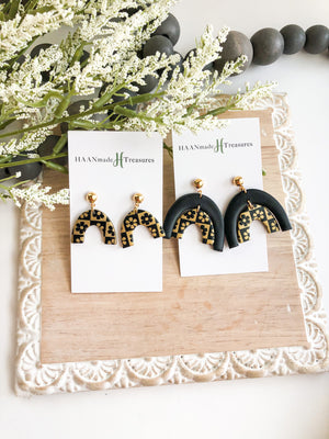 Black & Gold Flower Checkers