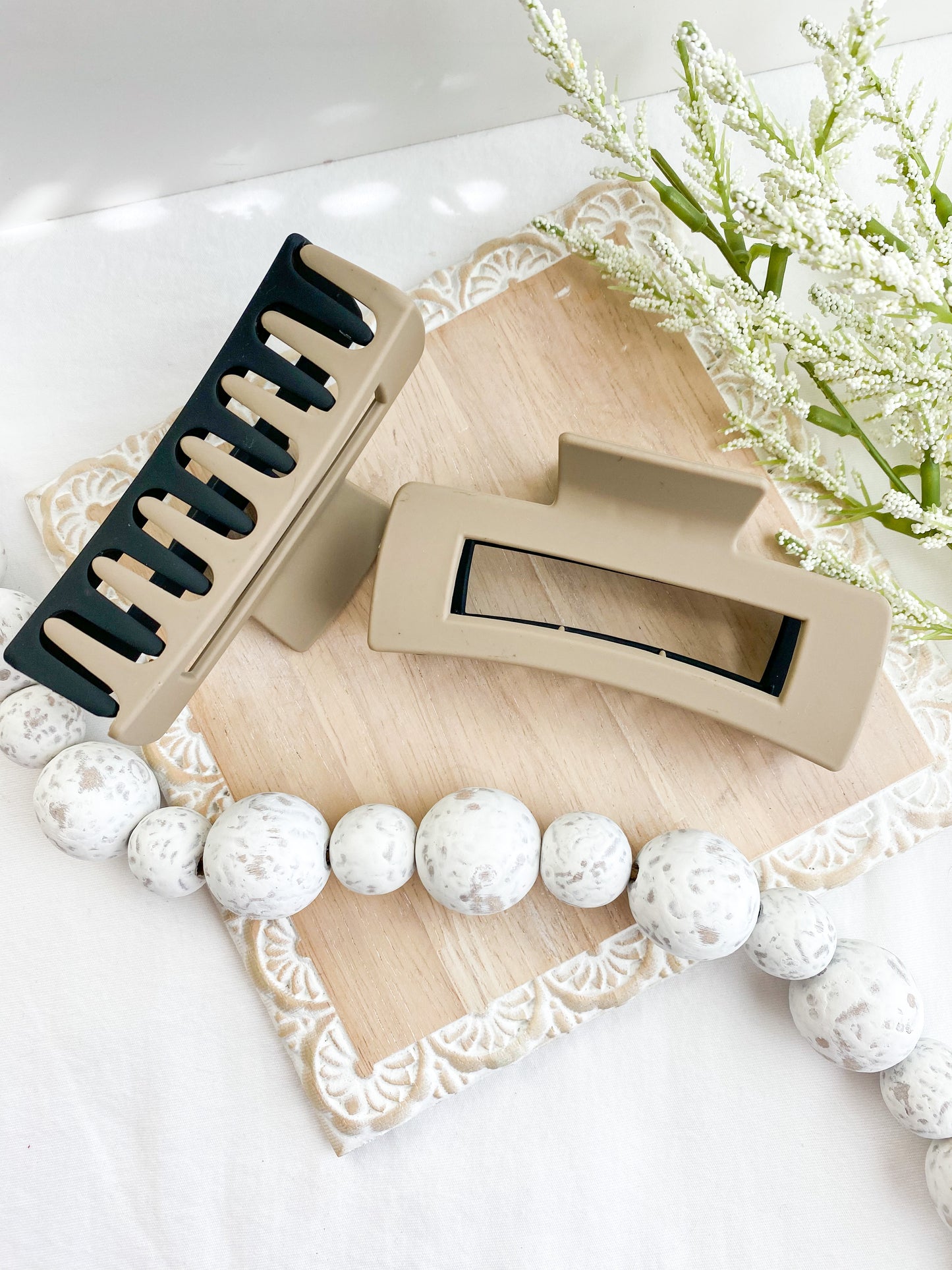 Two-Toned Claw Clips