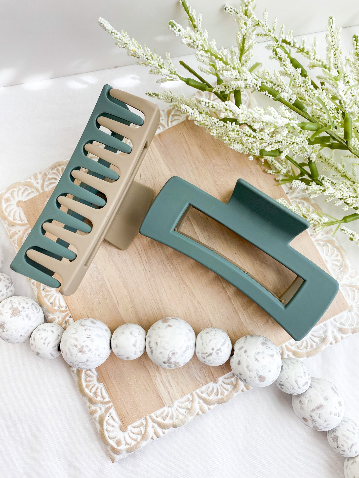 Two-Toned Claw Clips
