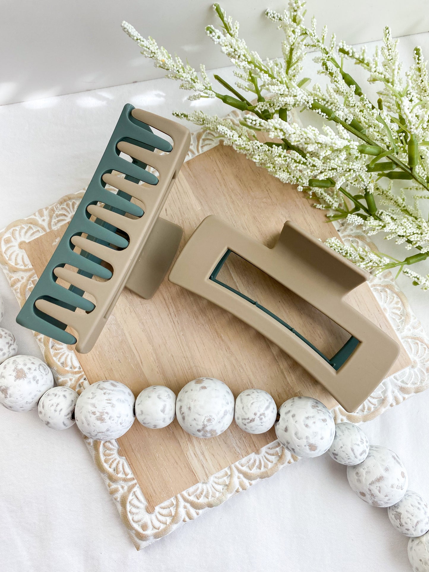 Two-Toned Claw Clips